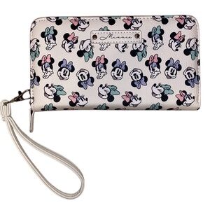 DISNEY Themed “Minnie” Wristlet Wallet Like New Condition White-Pink-Blue-Black